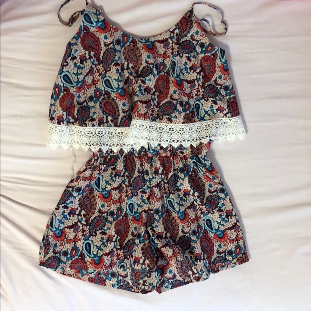 Patterned romper